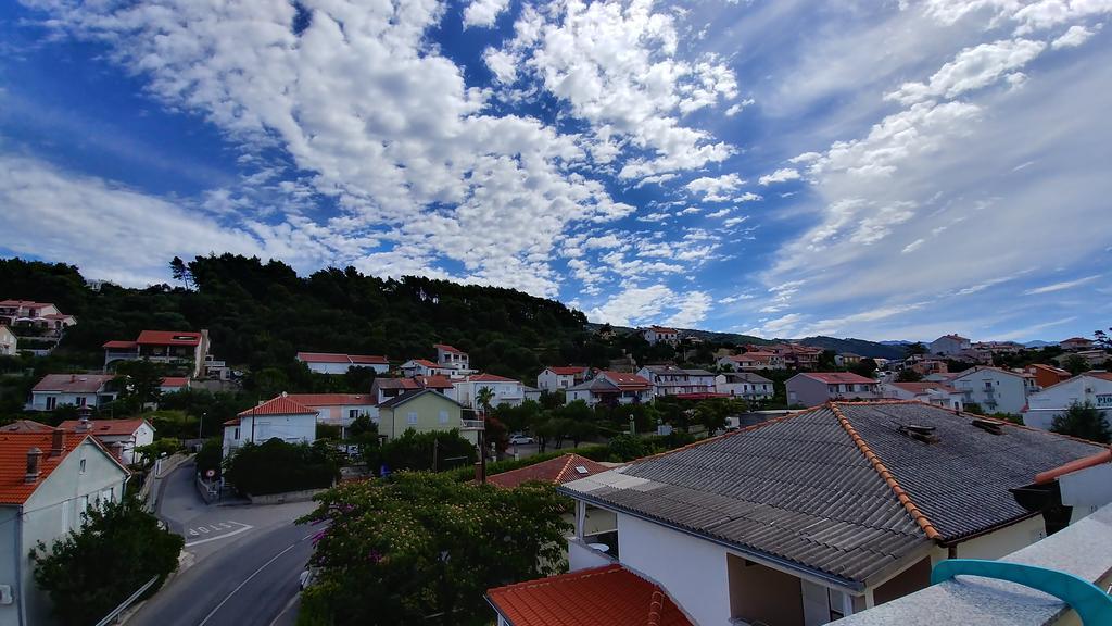 Apartments Ribaric Rab Town Buitenkant foto